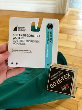MEC Kokanee Gore-Tex Gaiters in Teal Green